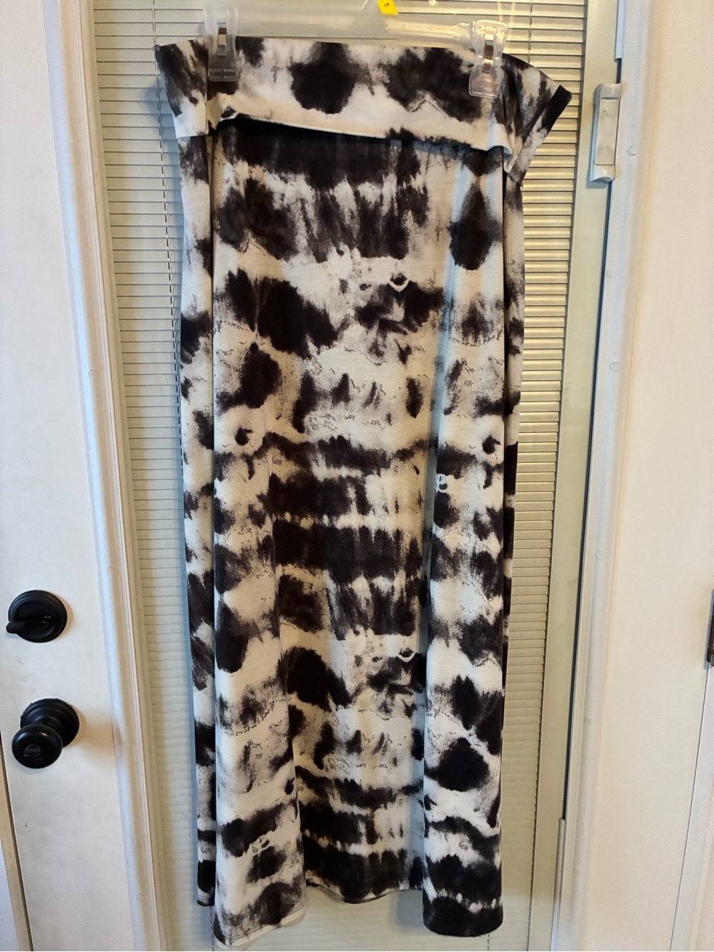 Mossimo Supply Co. Black & White Tie-Dye A-Line Midi Skirt